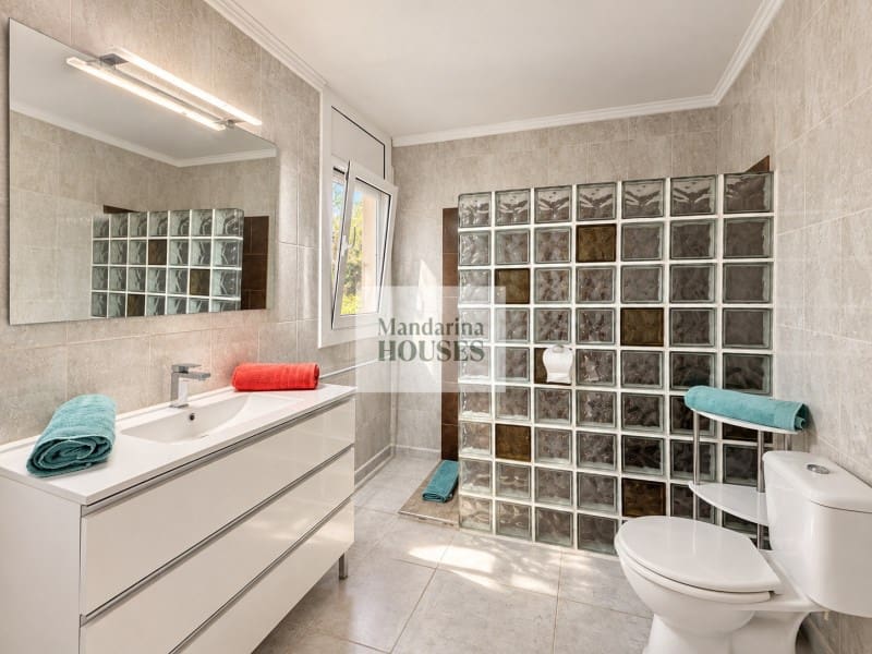 2 quarto Moradia para venda em Lloret de Mar com garagem - 290 000 € (Ref: 9276550)