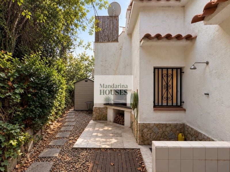 2 quarto Moradia para venda em Lloret de Mar com garagem - 290 000 € (Ref: 9276550)