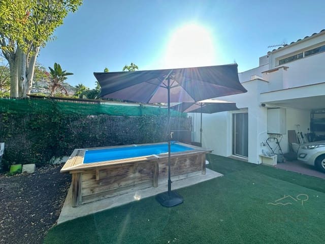 4 soveværelse Villa til salg i Roca Grossa, Lloret de Mar - € 490.000 (Ref: 9344728)