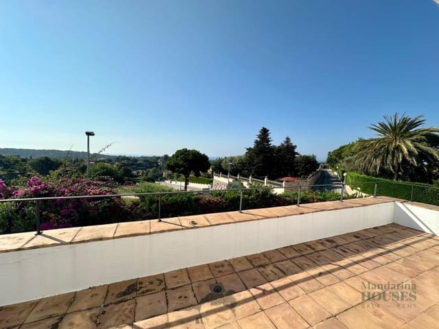 4 soveværelse Villa til salg i Roca Grossa, Lloret de Mar - € 490.000 (Ref: 9344728)