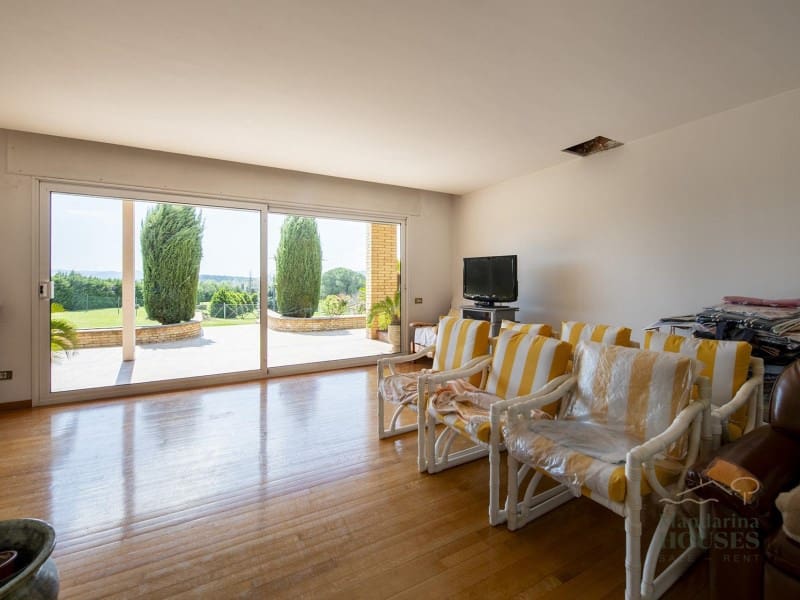 5 makuuhuone Maalaistalo myytävänä paikassa Cornella del Terri - 940 000 € (Ref: 9375260)