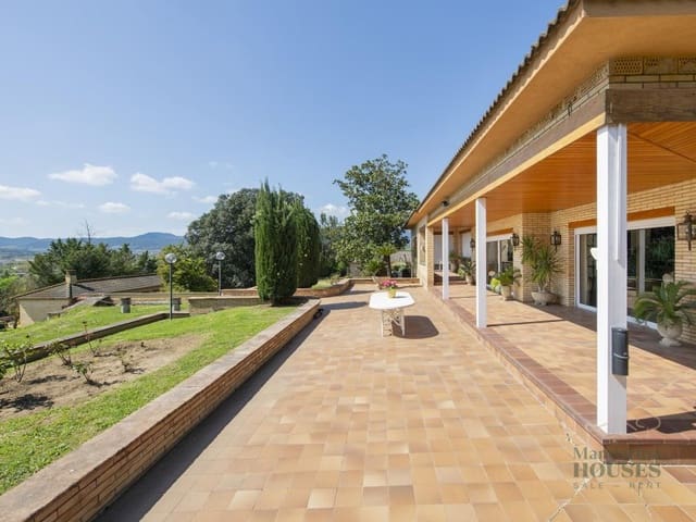 5 soveværelse Finca/Landehus til salg i Cornellà del Terri - € 940.000 (Ref: 9375260)