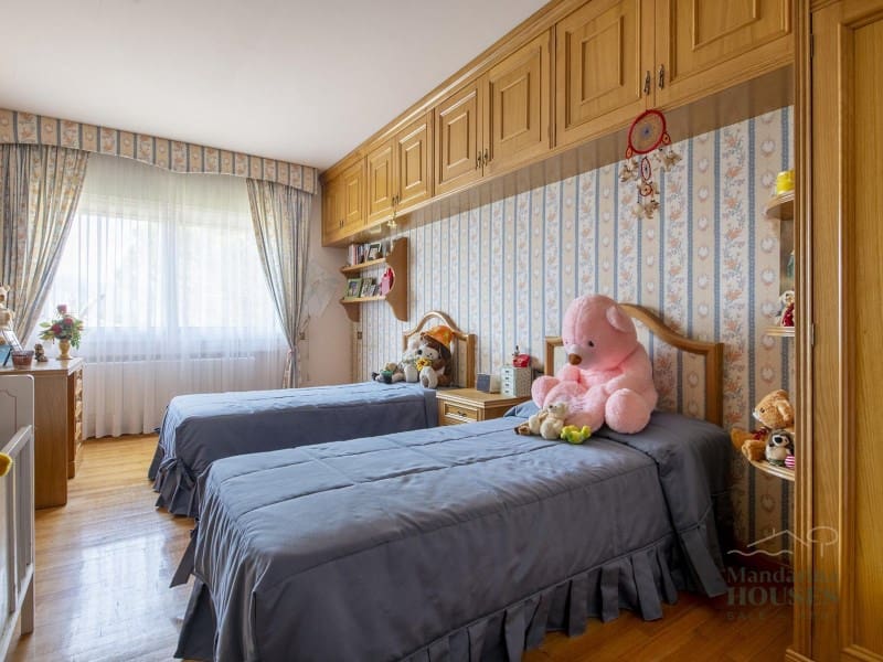 5 makuuhuone Maalaistalo myytävänä paikassa Cornella del Terri - 940 000 € (Ref: 9375260)