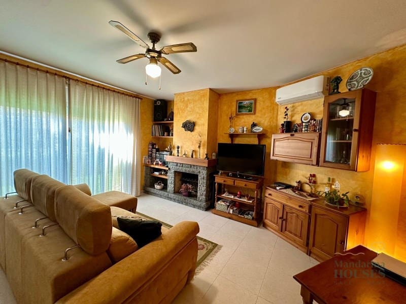 4 soveværelse Villa til salg i Lloret de Mar med garage - € 495.000 (Ref: 9449087)