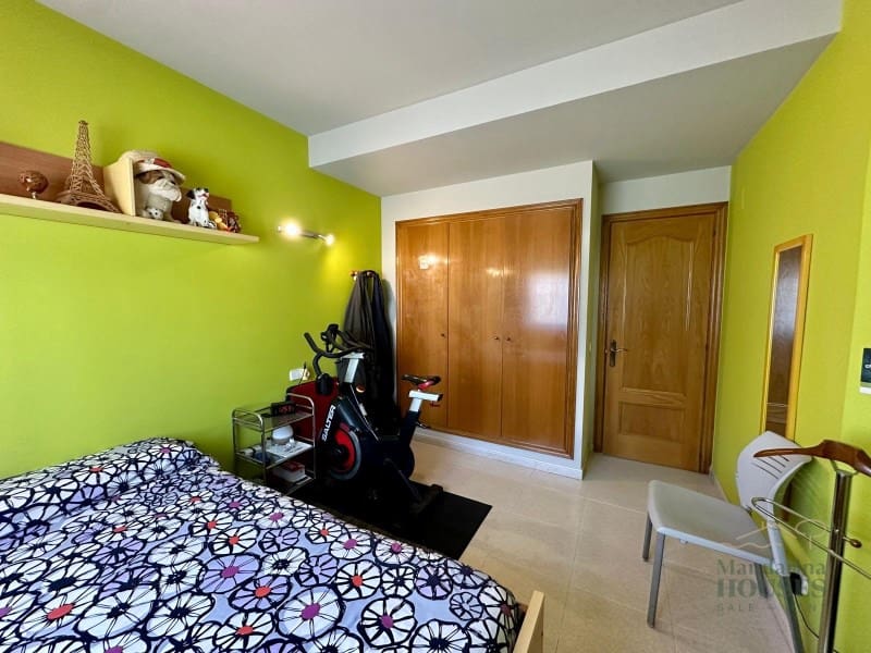 4 soveværelse Villa til salg i Lloret de Mar med garage - € 495.000 (Ref: 9449087)