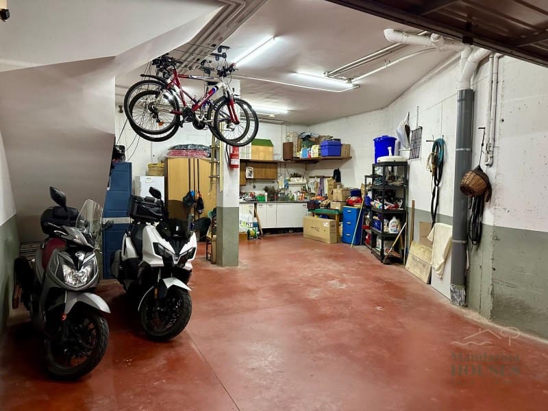 4 soveværelse Villa til salg i Lloret de Mar med garage - € 495.000 (Ref: 9449087)