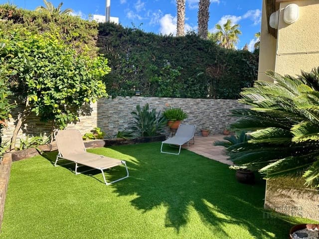 4 soveværelse Villa til salg i Fenals, Lloret de Mar med garage - € 495.000 (Ref: 9449087)