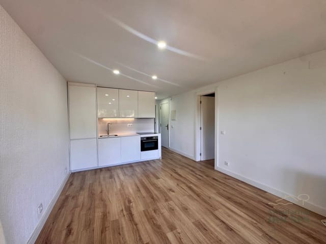 2 chambre Appartement à vendre à Canyelles, Lloret de Mar avec garage - 235 000 € (Ref: 9547837)