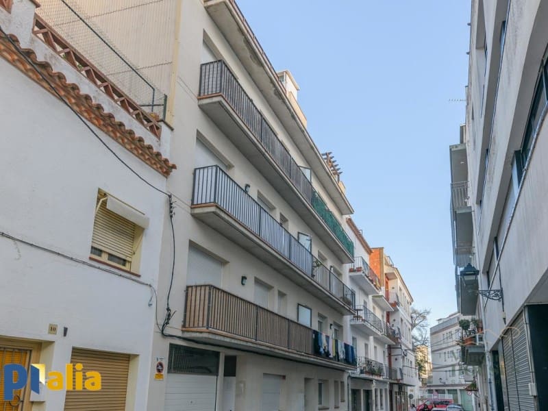 3 slaapkamer Flat te koop in Tossa de Mar met garage - € 275.000 (Ref: 9591184)