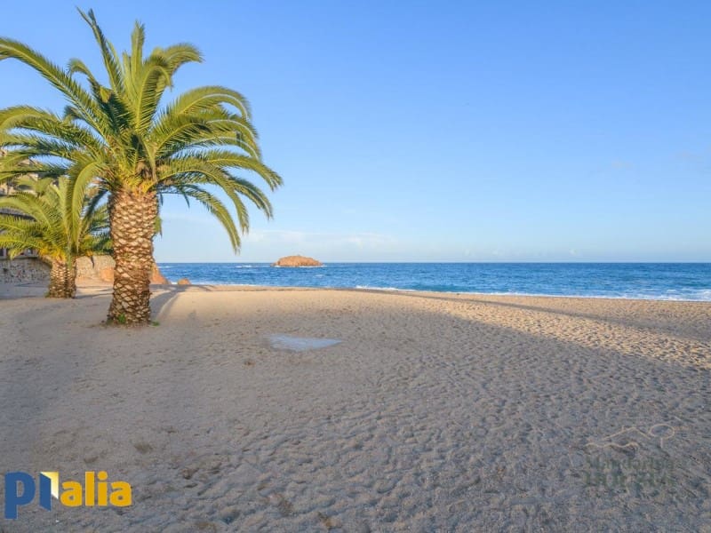 3 slaapkamer Flat te koop in Tossa de Mar met garage - € 275.000 (Ref: 9591184)