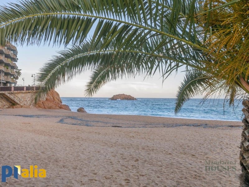 3 slaapkamer Flat te koop in Tossa de Mar met garage - € 275.000 (Ref: 9591184)