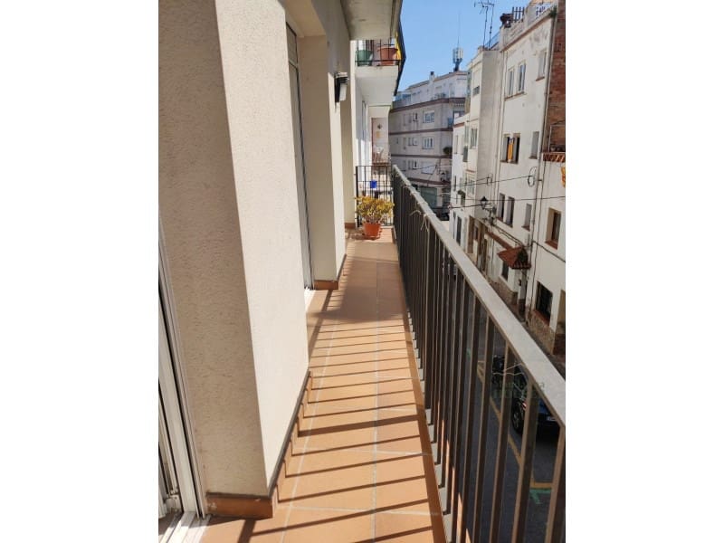 3 bedroom Flat for sale in Tossa de Mar with garage - € 275,000 (Ref: 9591184)