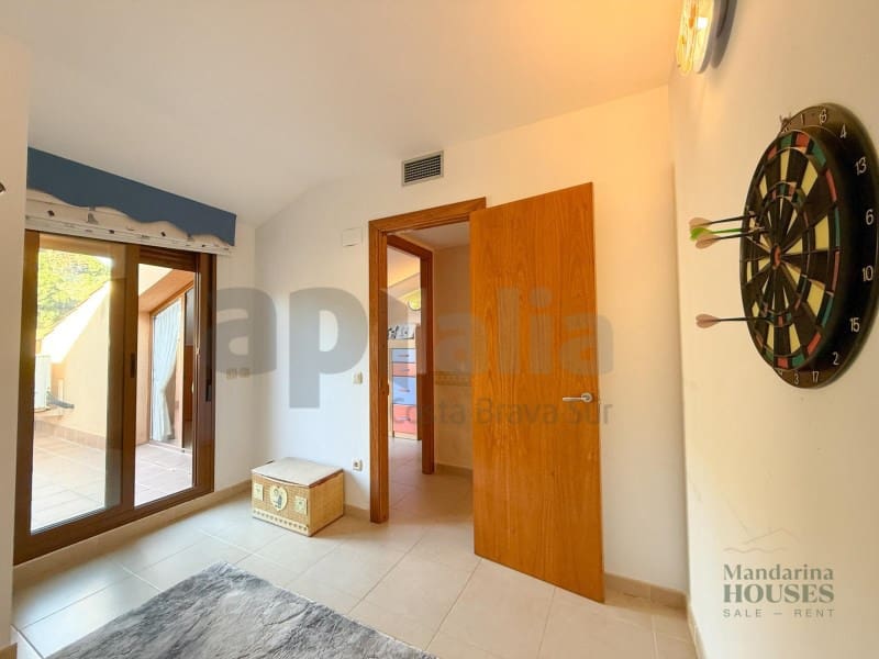 3 soverom Leilighet til salgs i Lloret de Mar med svømmebasseng garasje - € 278 000 (Ref: 9634153)