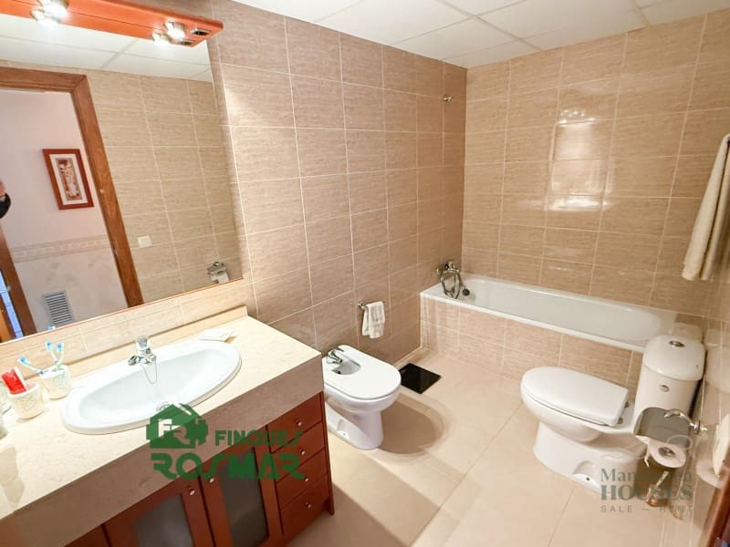 3 soverom Leilighet til salgs i Lloret de Mar med svømmebasseng garasje - € 278 000 (Ref: 9634153)