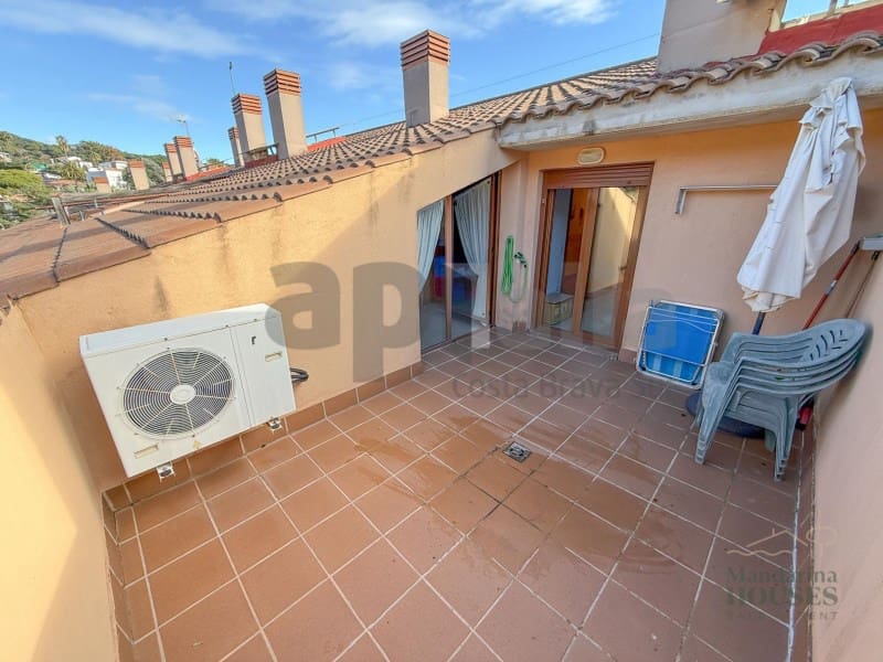 3 soverom Leilighet til salgs i Lloret de Mar med svømmebasseng garasje - € 278 000 (Ref: 9634153)