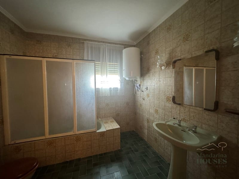 2 soveværelse Villa til leje i Lloret de Mar med garage - € 1.100 (Ref: 9659210)