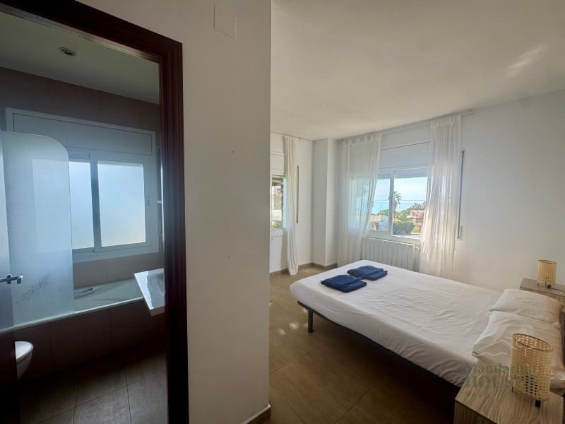 4 bedroom Villa for sale in Lloret de Mar with pool garage - € 590,000 (Ref: 9698707)