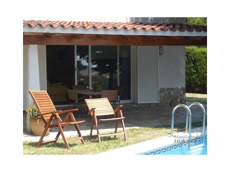 4 bedroom Villa for sale in Lloret de Mar with pool garage - € 590,000 (Ref: 9698707)