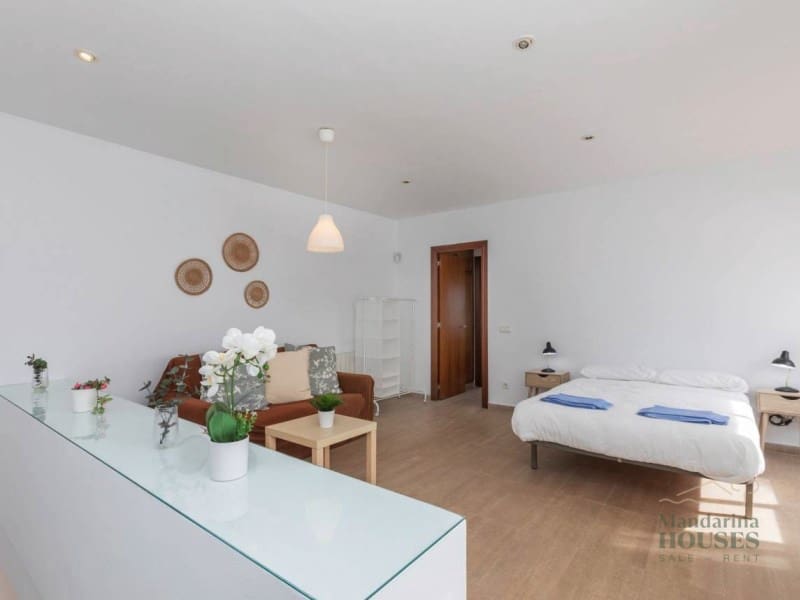 4 bedroom Villa for sale in Lloret de Mar with pool garage - € 590,000 (Ref: 9698707)