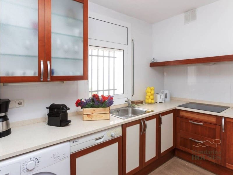 4 bedroom Villa for sale in Lloret de Mar with pool garage - € 590,000 (Ref: 9698707)