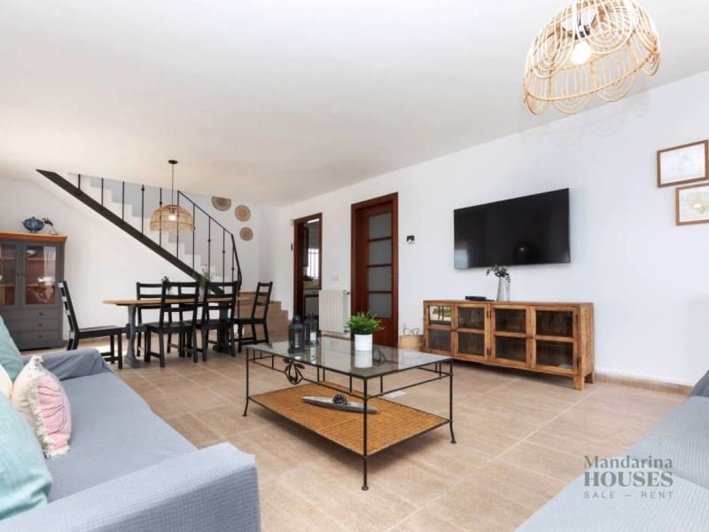 4 bedroom Villa for sale in Lloret de Mar with pool garage - € 590,000 (Ref: 9698707)