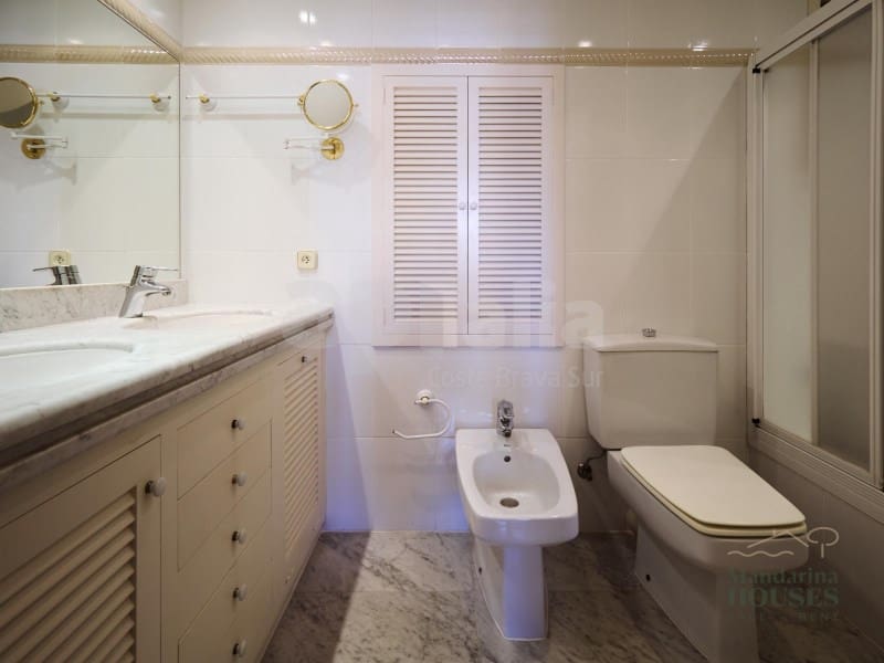 5 quarto Apartamento para venda em Lloret de Mar - 595 000 € (Ref: 9721484)