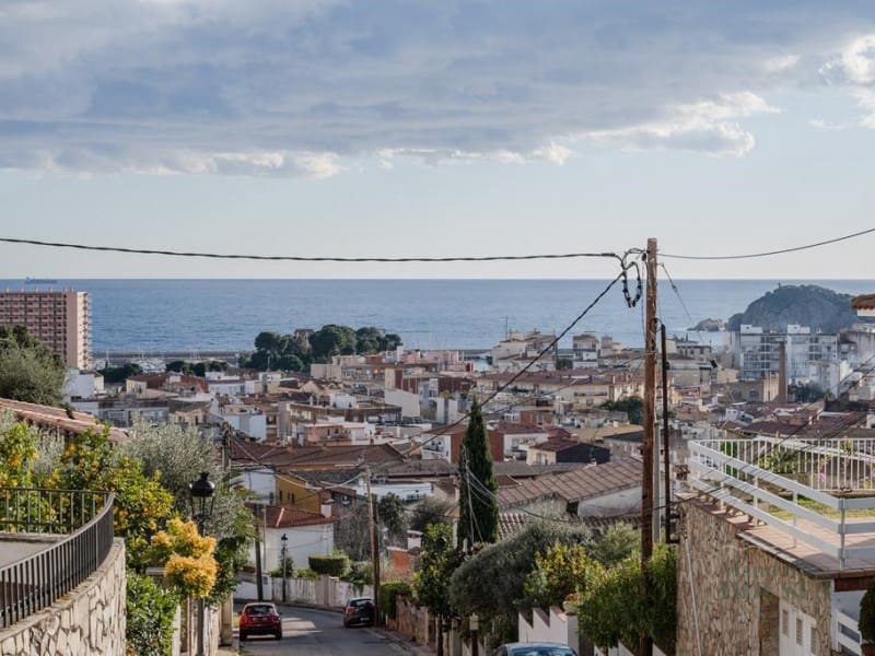 4 soveværelse Villa til salg i Sant Feliu de Guixols med garage - € 750.000 (Ref: 9731880)