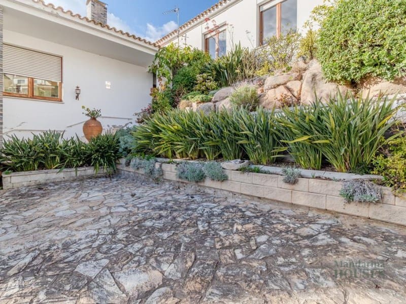 4 soveværelse Villa til salg i Sant Feliu de Guixols med garage - € 750.000 (Ref: 9731880)