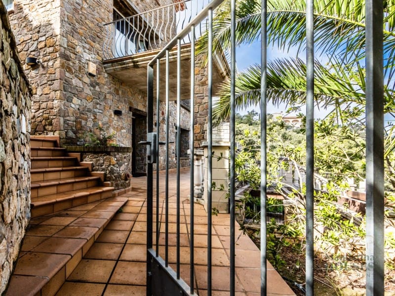 6 slaapkamer Villa te koop in Begur met garage - € 1.290.000 (Ref: 9738374)