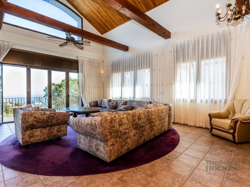 6 slaapkamer Villa te koop in Begur met garage - € 1.290.000 (Ref: 9738374)