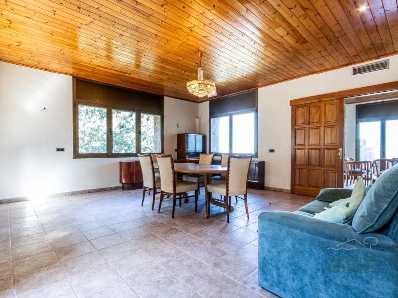 6 slaapkamer Villa te koop in Begur met garage - € 1.290.000 (Ref: 9738374)