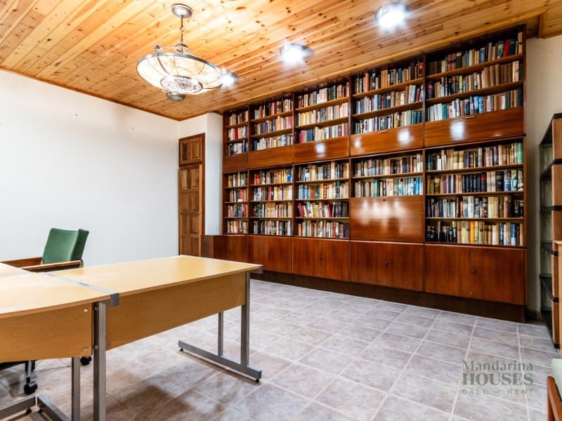 6 slaapkamer Villa te koop in Begur met garage - € 1.290.000 (Ref: 9738374)