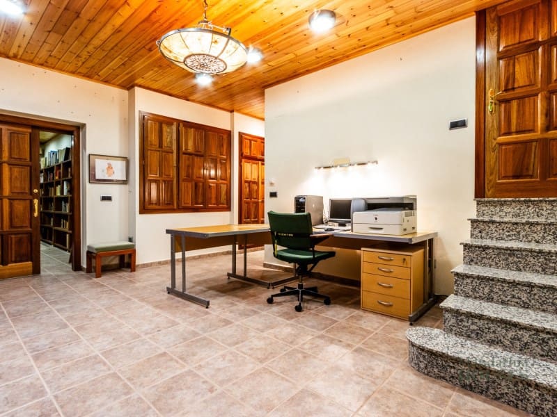 6 slaapkamer Villa te koop in Begur met garage - € 1.290.000 (Ref: 9738374)