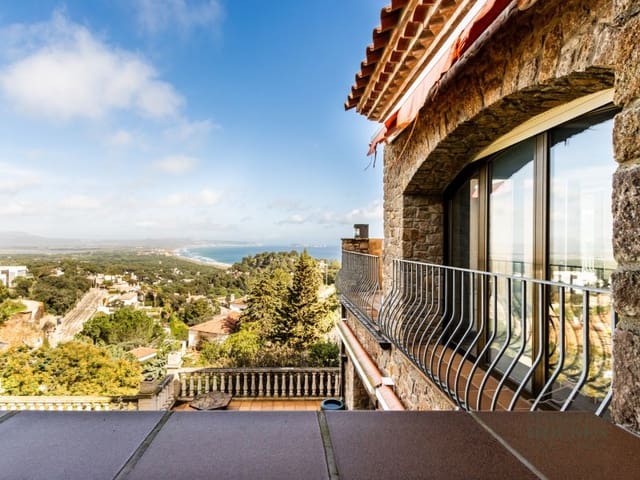 6 slaapkamer Villa te koop in Begur met garage - € 1.290.000 (Ref: 9738374)