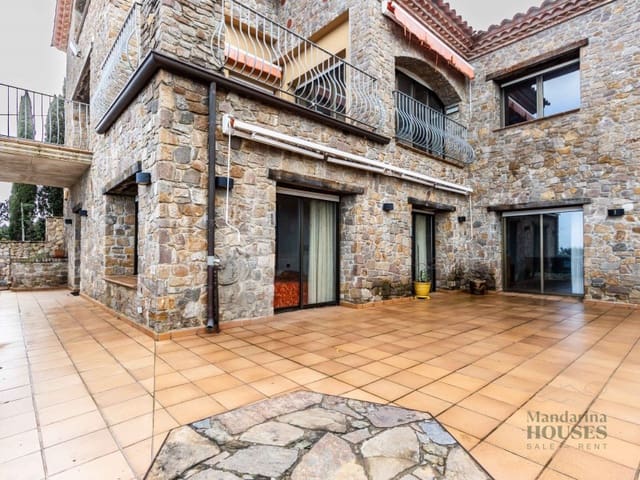 6 slaapkamer Villa te koop in Begur met garage - € 1.290.000 (Ref: 9738374)