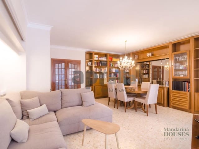 Kommersiell til salgs i Centre, Lloret de Mar - € 590 000 (Ref: 9738377)