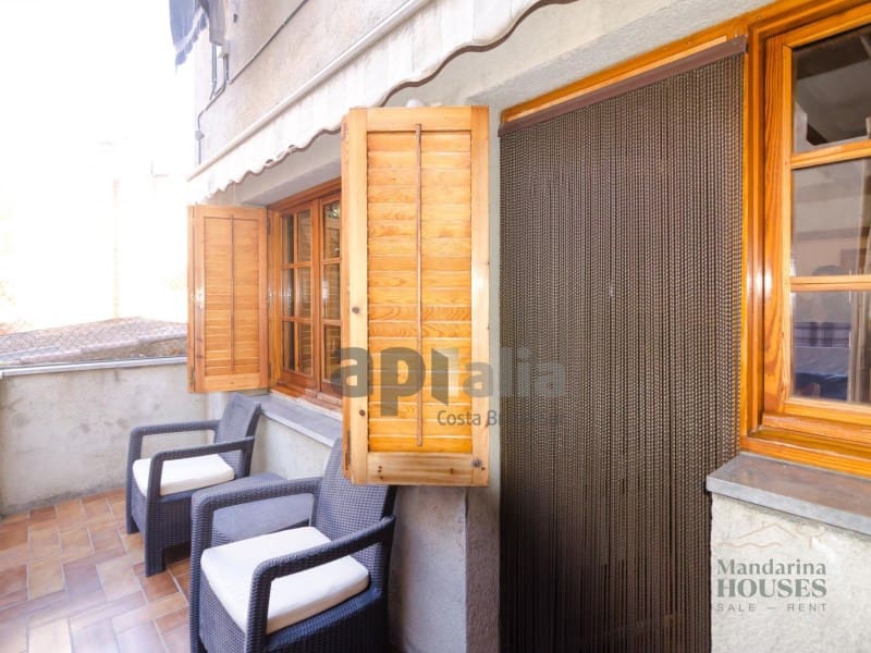 Commercial for sale in Lloret de Mar - € 590,000 (Ref: 9738377)