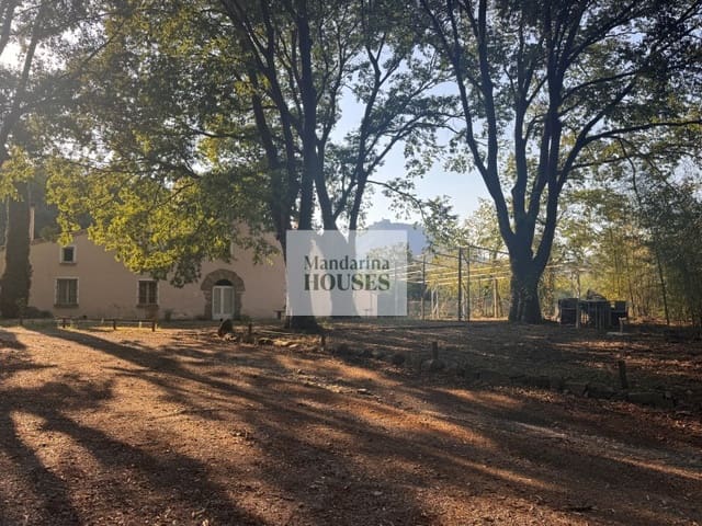 Finca/Casa Rural de 5 habitaciones en Hostalric en venta con garaje - 990.000 € (Ref: 9744098)