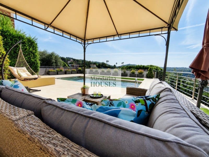 4 bedroom Villa for sale in Lloret de Mar with pool garage - € 790,000 (Ref: 9780309)