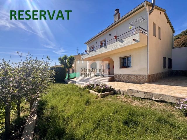 4 soverom Villa til salgs i Mas Romeu, Lloret de Mar - € 389 000 (Ref: 9783196)