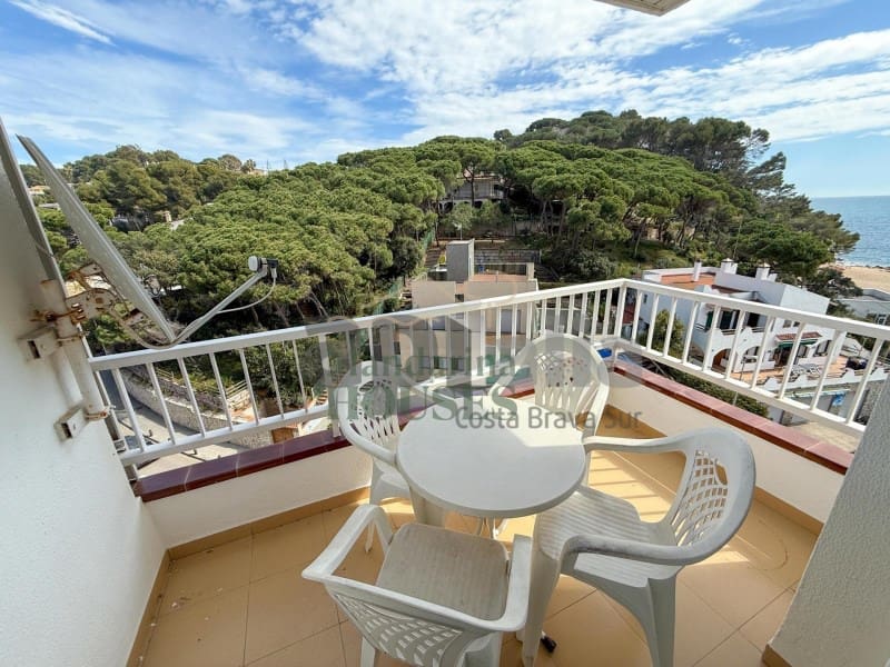 2 Zimmer Apartment zu verkaufen in Lloret de Mar mit Pool - 335.000 € (Ref: 9842722)