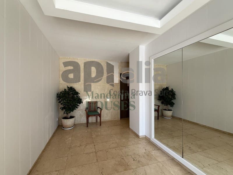 2 Zimmer Apartment zu verkaufen in Lloret de Mar mit Pool - 335.000 € (Ref: 9842722)