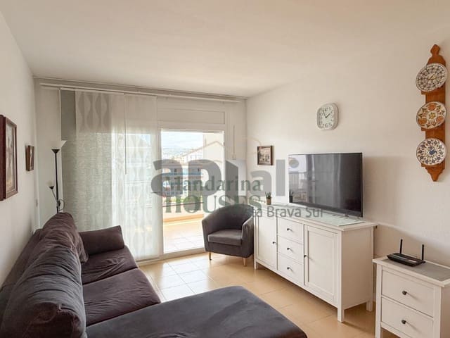 2 slaapkamer Appartement te koop in Fenals, Lloret de Mar met zwembad - € 335.000 (Ref: 9842722)