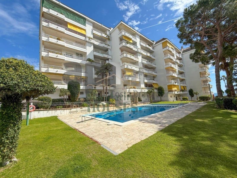 2 Zimmer Apartment zu verkaufen in Lloret de Mar mit Pool - 335.000 € (Ref: 9842722)
