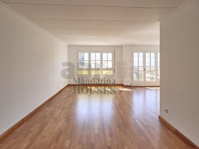 3 soveværelse Lejlighed til salg i Centre, Lloret de Mar med garage - € 325.000 (Ref: 9859676)