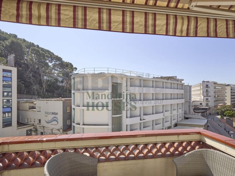 3 soveværelse Lejlighed til salg i Lloret de Mar med garage - € 325.000 (Ref: 9859676)