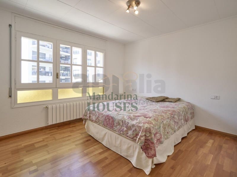 3 soveværelse Lejlighed til salg i Lloret de Mar med garage - € 325.000 (Ref: 9859676)