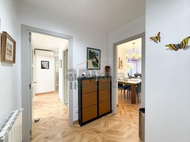 3 soveværelse Villa til salg i Centre, Lloret de Mar med garage - € 368.000 (Ref: 9864982)