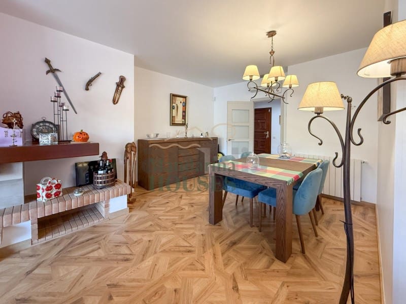 3 soveværelse Villa til salg i Lloret de Mar med garage - € 368.000 (Ref: 9864982)