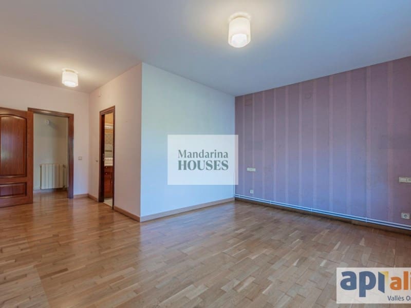 7 chambre Villa/Maison à vendre à Sant Pere de Vilamajor avec piscine garage - 829 000 € (Ref: 9889997)